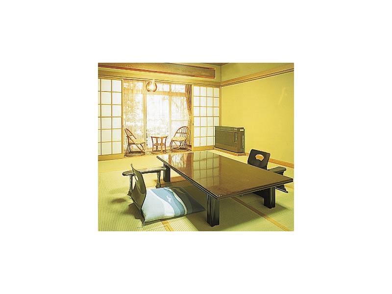 Yugawara Onsen Ryokan Uohan Exterior photo