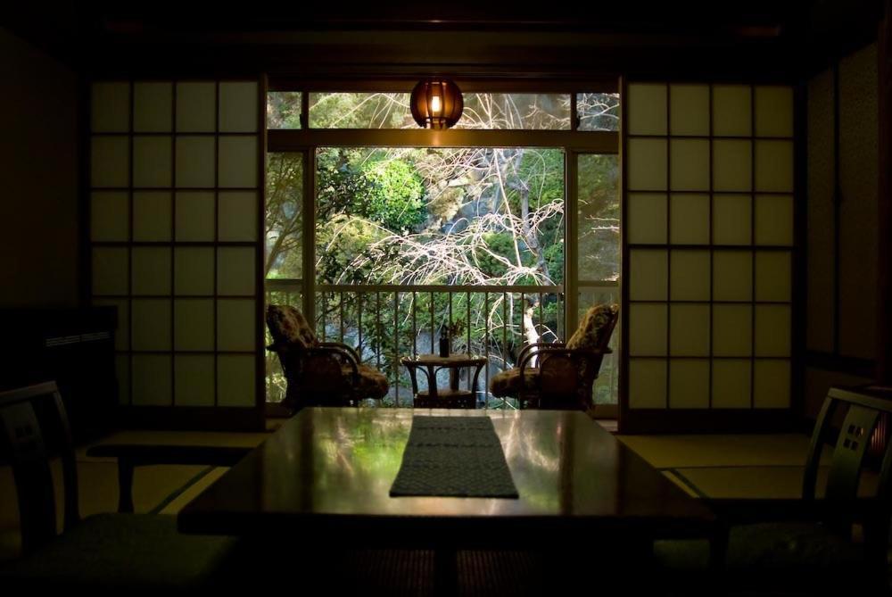 Yugawara Onsen Ryokan Uohan Exterior photo