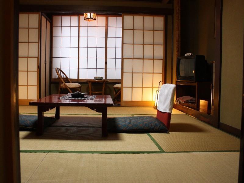 Yugawara Onsen Ryokan Uohan Exterior photo