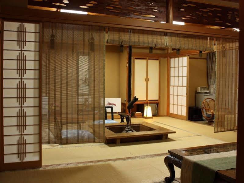 Yugawara Onsen Ryokan Uohan Exterior photo